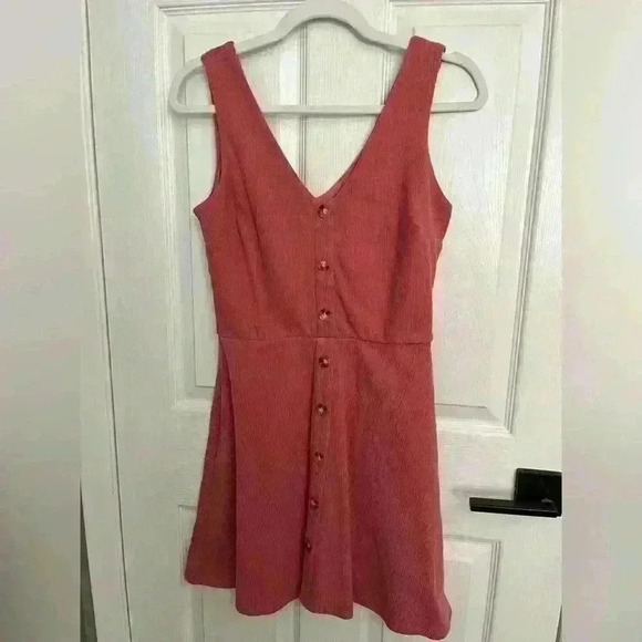 Dresses & Skirts - Coral tank dress with button detail